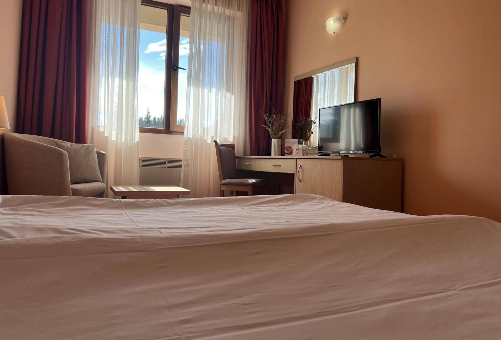 Hotel Orpheus - Casino And Spa Pamporovo Kültér fotó