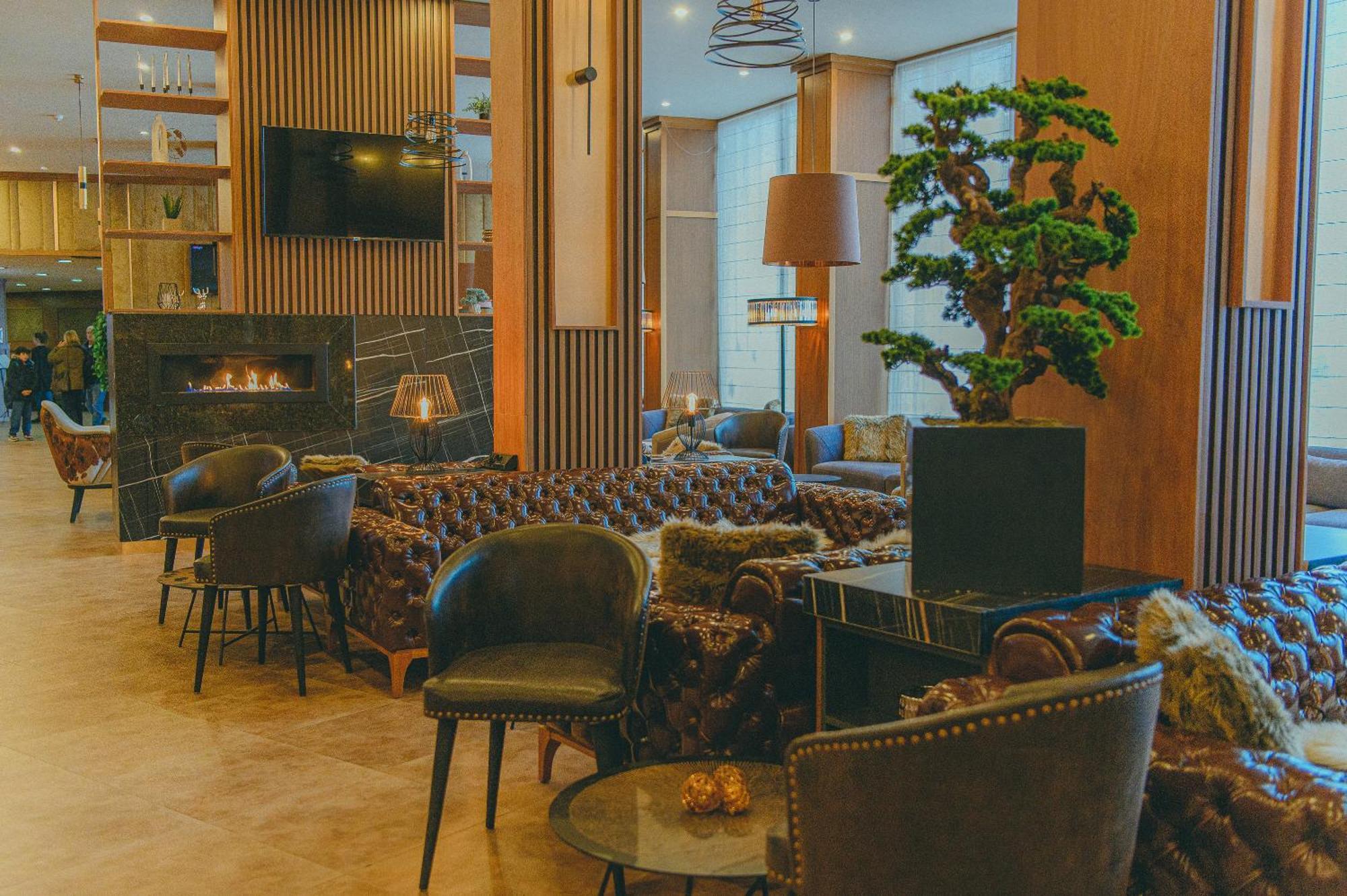 Hotel Orpheus - Casino And Spa Pamporovo Kültér fotó