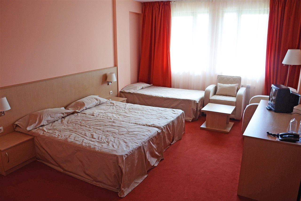 Hotel Orpheus - Casino And Spa Pamporovo Kültér fotó